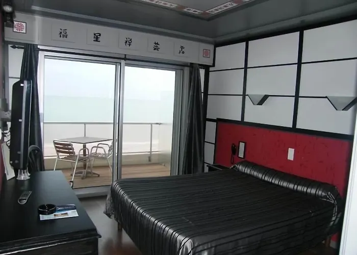 Le Christina 호텔 3*